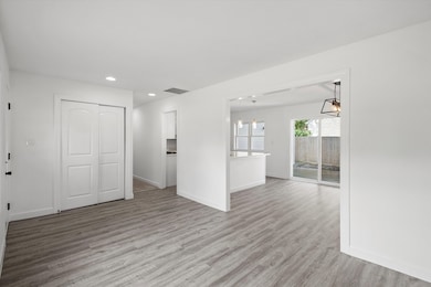 33448 N Greentree Rd, Grayslake, IL 60030 - photo 5