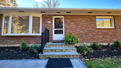 11 Upper Whittemore Rd, Middlebury, CT 06762 - photo 2