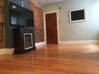 25 Clark St unit 3, Boston, MA 02109 - photo 2