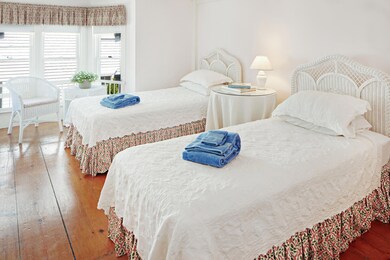 Pease Guest1