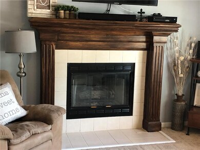 502 Belmont Dr, Raymore, MO 64083 - photo 7