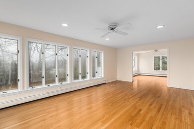 64 Wesskum Wood Rd, Riverside, CT 06878 - photo 4