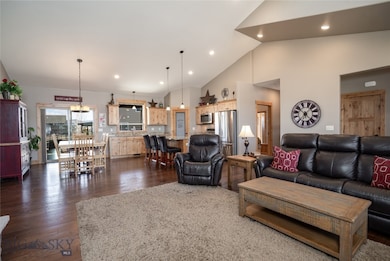 Open concept, living, dining & kitchen