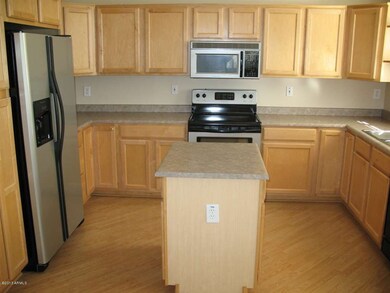 KITCHEN OVERALL (1)