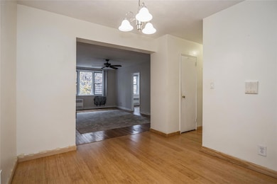 Sadore Lane Gardens unit 3E, Yonkers, NY 10710 - photo 3