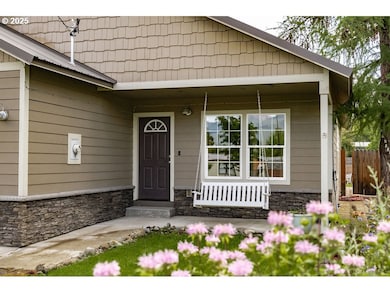 104 N College St, Joseph, OR 97846 - photo 2