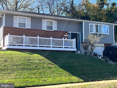 323 Aragona Dr, Fort Washington, MD 20744 - photo 2