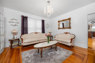 122 Hanover Ave, Pawtucket, RI 02861 - photo 3