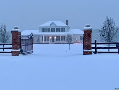 2675 Courtenay Glen Way, Charlottesville, VA 22902 - photo 2