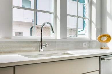 4636 Warwood Ln, Dallas, TX 75219 - photo 6