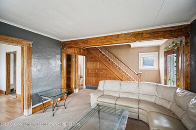 1116-Hamlin-Pl-WindowStill-04