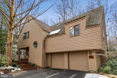 11507 Turnbridge Ln, Reston, VA 20194 - photo 2