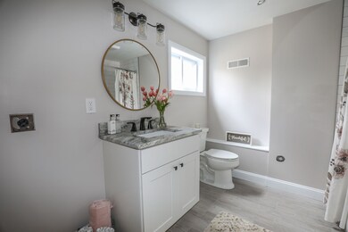 8 Sebbins Pond Dr, Bedford, NH 03110 - photo 6