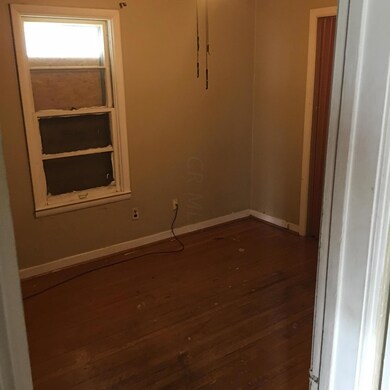 2208 Ferris Rd, Columbus, OH 43224 - photo 5