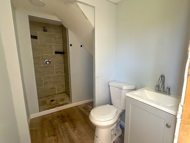 120 Hampden St, West Springfield, MA 01089 - photo 4