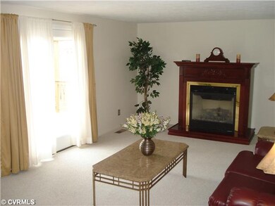 Den/Family/Great Room - Large, open Family room op