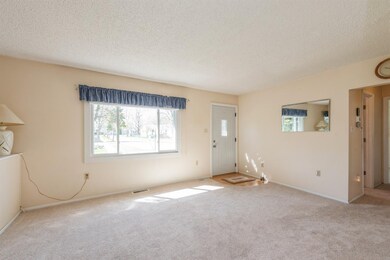 14 Walnut Pkwy, Crown Point, IN 46307 - photo 2