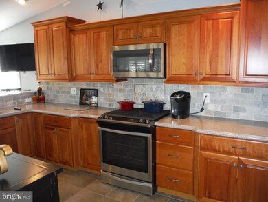 1608 Dogwood Rd, Flourtown, PA 19031 - photo 7