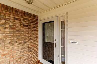 10-P1688220