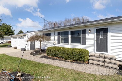 04-14961-Dunn-Rd-Haslett-MI-48840-Window