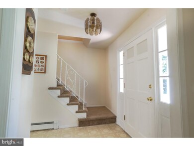 59 Woodlawn Ave, Broomall, PA 19008 - photo 3