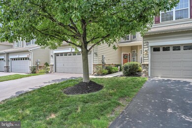 302 Ridgeview Dr, Morgantown, PA 19543 - photo 2