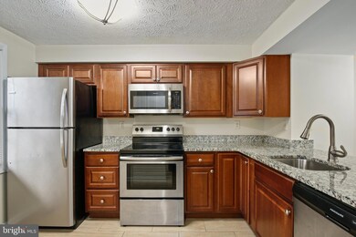 19140 Partridge Wood Dr, Germantown, MD 20874 - photo 7