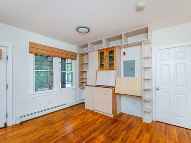 421 Norfolk St unit 1C, Somerville, MA 02143 - photo 4