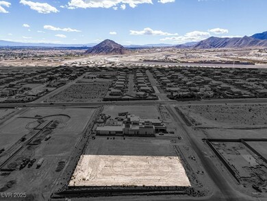 5694 Egan Crest Dr, Las Vegas, NV 89149 - photo 3