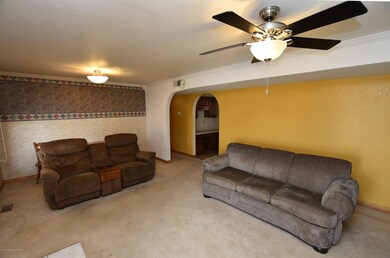 1107 River Circle Dr, Bloomfield, NM 87413 - photo 2