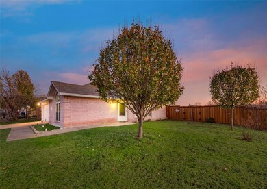 220 Lake Texoma Dr, Wylie, TX 75098 - photo 3