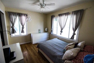 5429 Verdura Ave, Lakewood, CA 90712 - photo 3