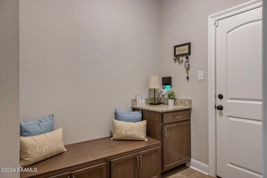 4-web-or-mls-201 Wild Cherry Ln-4