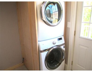 123 Cummins Hwy unit 1, Roslindale, MA 02131 - photo 2