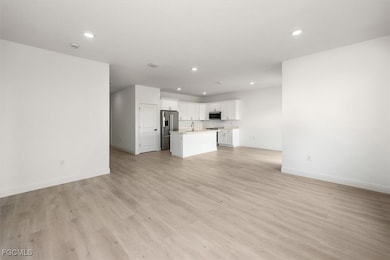 9013 Largo Cir, Labelle, FL 33935 - photo 5