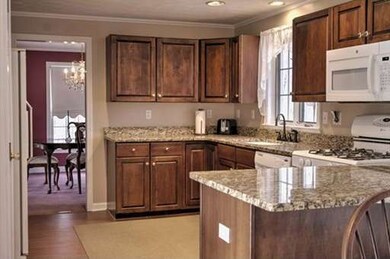 55 Stonegate Rd, Chelmsford, MA 01824 - photo 2