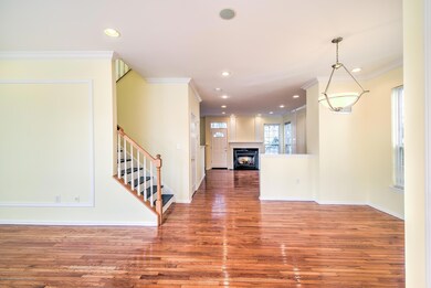 009_LIVING ROOM