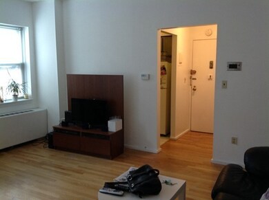 27 Bowdoin St unit 2D, Boston, MA 02114 - photo 4