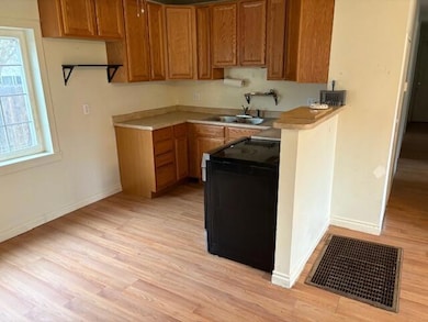 310 Iowa St, Klamath Falls, OR 97601 - photo 5