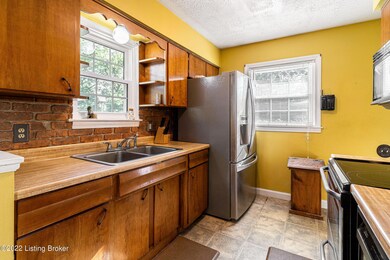 6005 Bolo Ct, Louisville, KY 40219 - photo 7