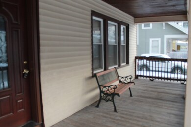 171 Dunmoreland St, Springfield, MA 01109 - photo 4