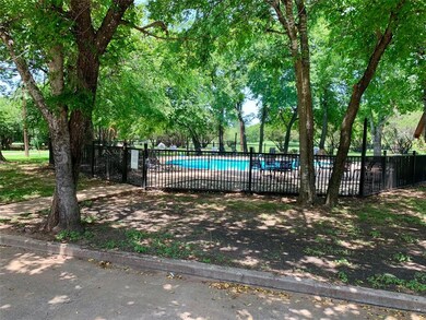 34086 Stonewood Ct, Whitney, TX 76692 - photo 3