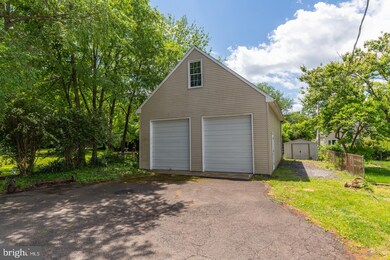 82 E Swamp Rd, Doylestown, PA 18901 - photo 2