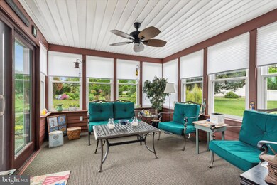 12 Birchwood Cir, Norristown, PA 19401 - photo 5