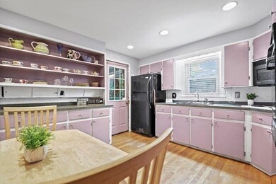 2 Elmwood Ave, Saugus, MA 01906 - photo 6