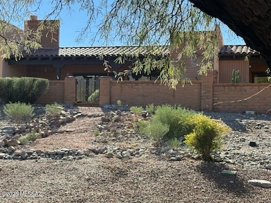 6861 E Via Vigna, Tucson, AZ 85750 - photo 4