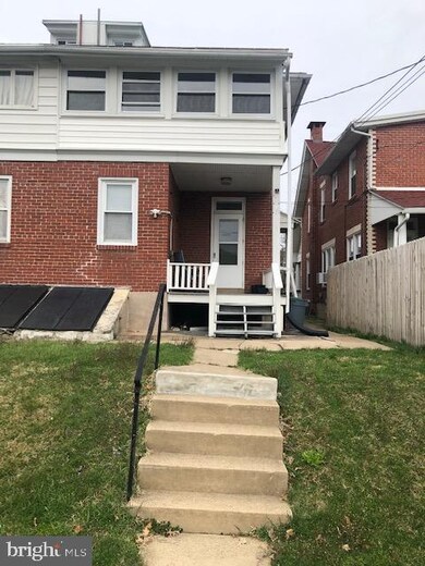 224 N Waverly St, Reading, PA 19607 - photo 4