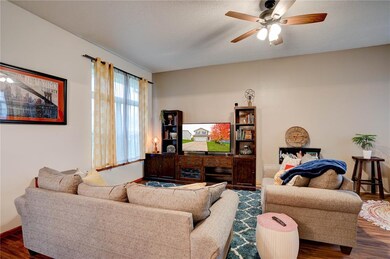 3727 Prince Dr SW, Cedar Rapids, IA 52404 - photo 5