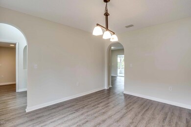 8001 Foxdale Dr, Jacksonville, FL 32210 - photo 5