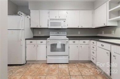 1041 Churchill Downs Ct unit C, Charlotte, NC 28211 - photo 7